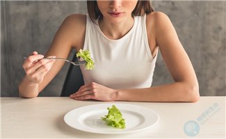 过度的节食减肥会不会影响试管婴儿周期的开展？